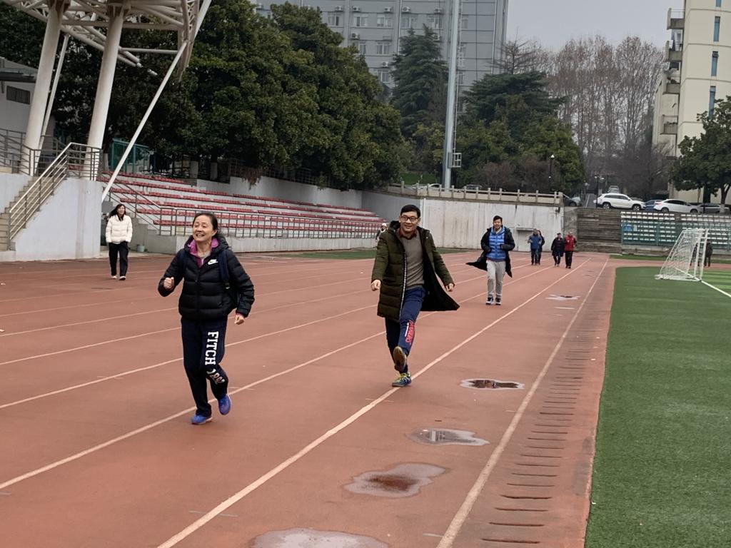 探球体育核心通道
