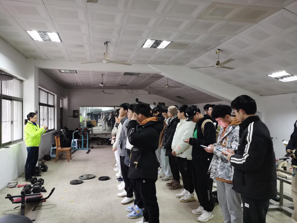 探球体育欧冠直播