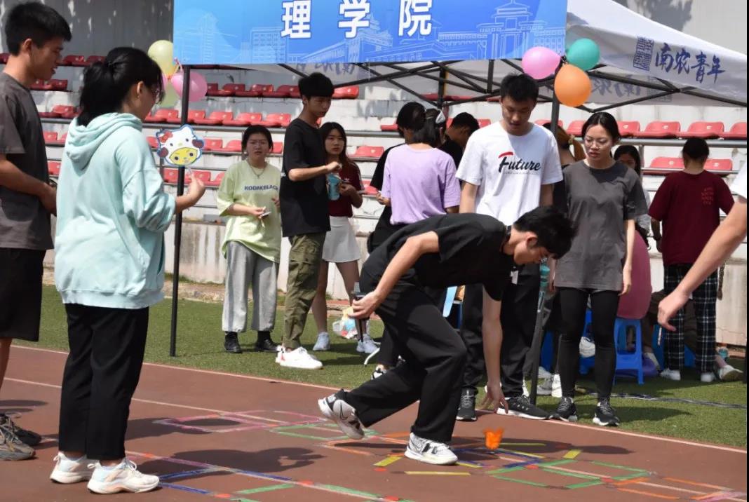 探球体育赛事资讯平台