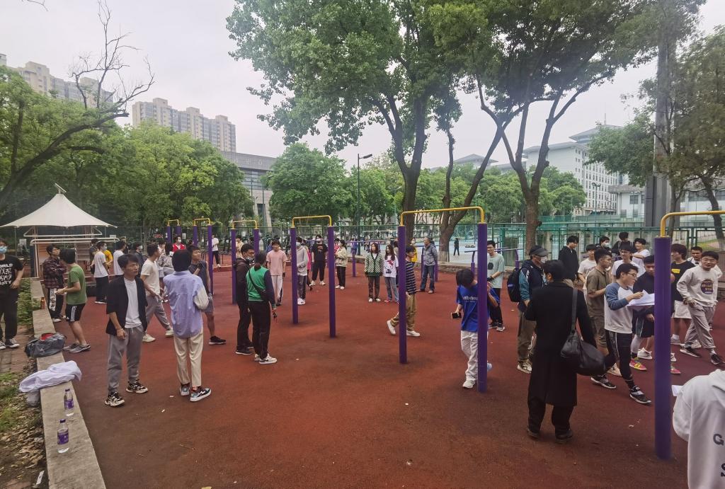 探球体育客户端